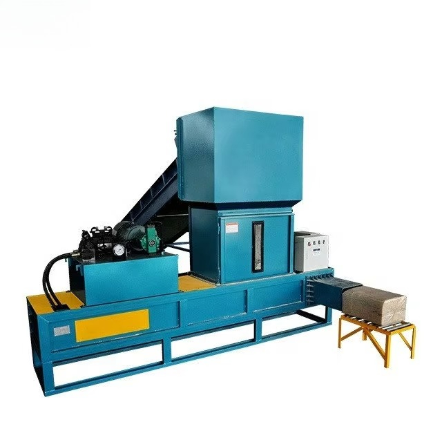 Pressa Imballatrice Quadrata C - Silage Baler Machine recensione e prezzo